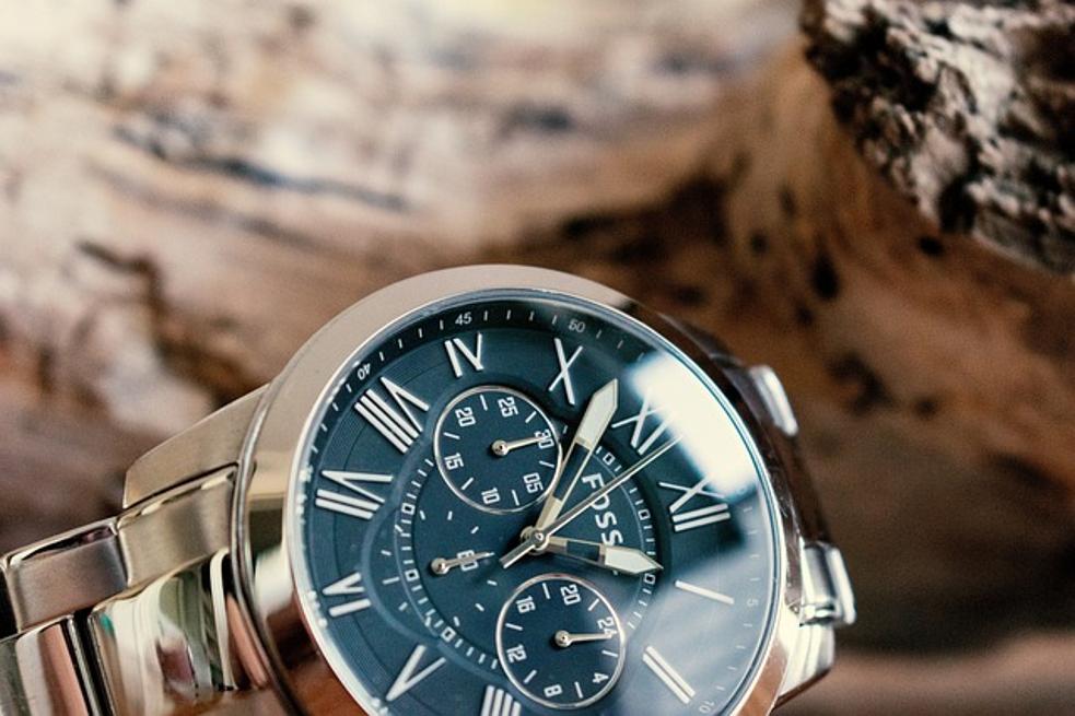 как удалить звенья в часах Fossil